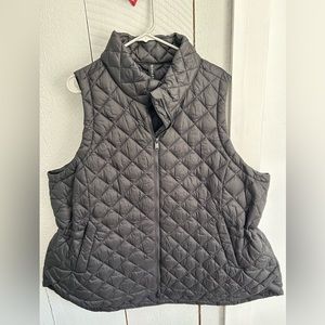 Athleta Whisper Featherless Vest 3X Black